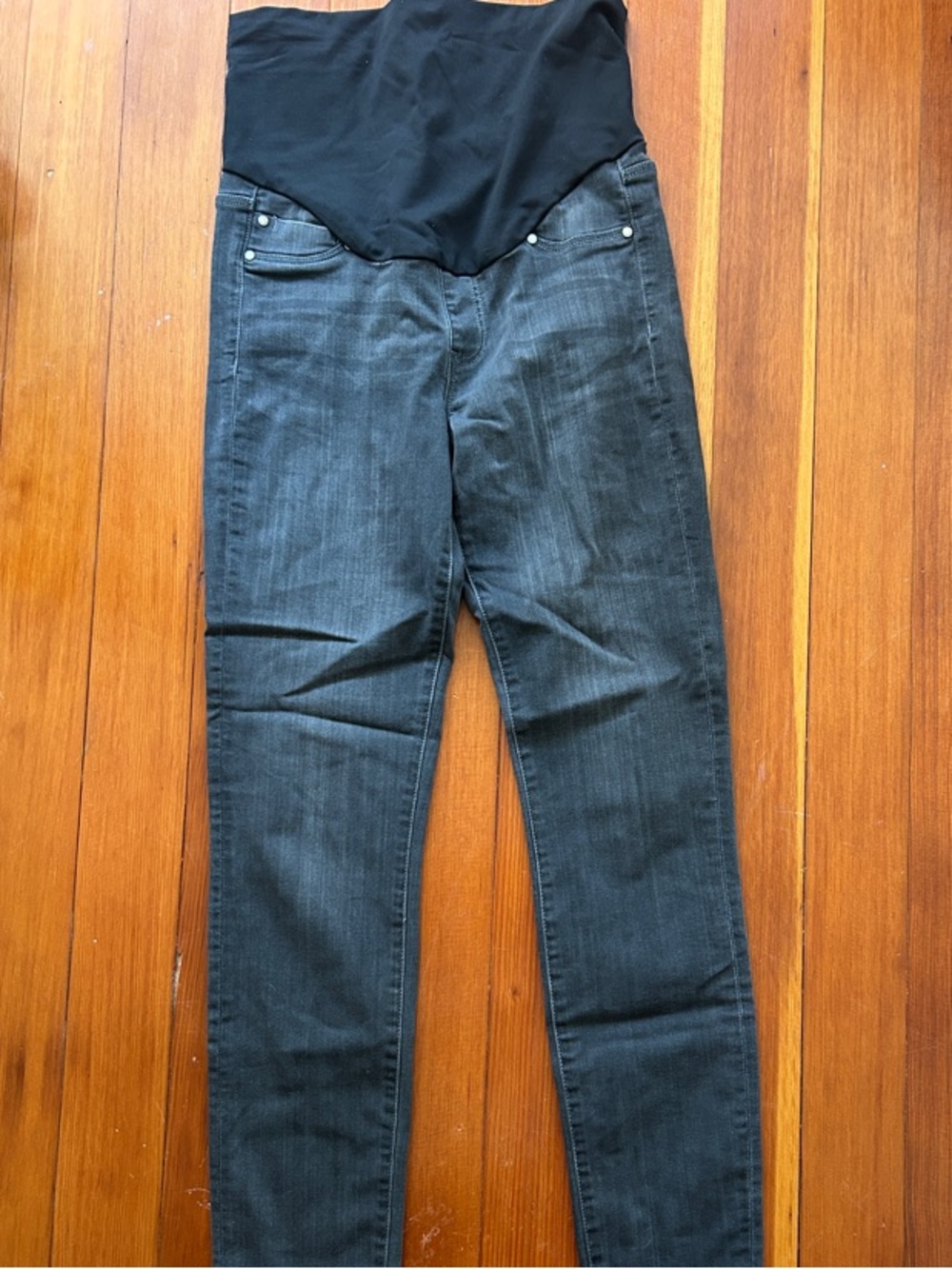 Liverpool skinny maternity jeans.